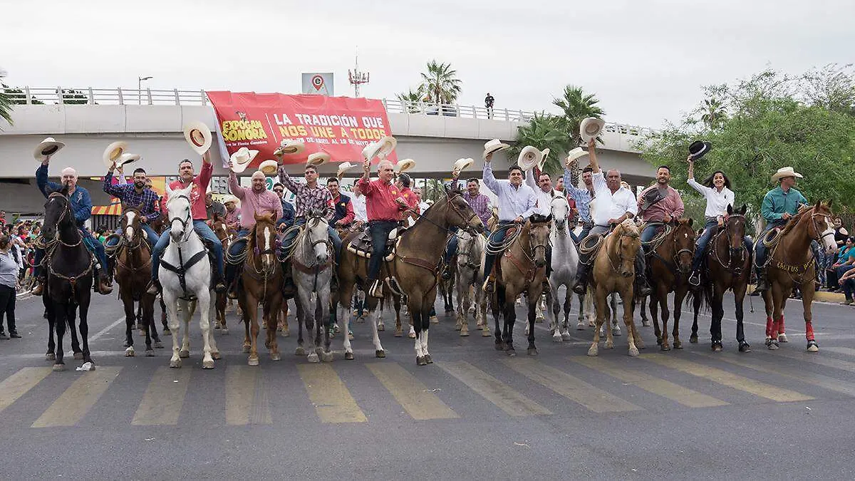 Manifestación Expo 8